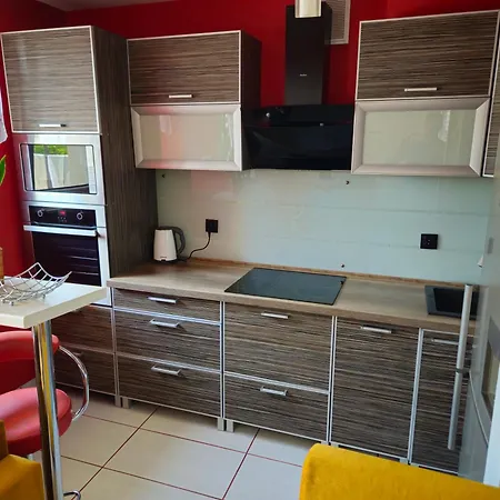 Baszta Kaszana Апартаменты *